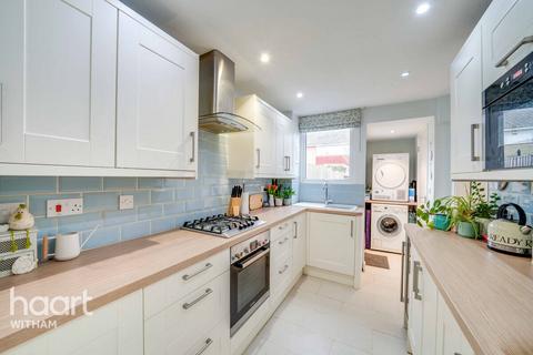 3 bedroom terraced house for sale, Boydin Close, Witham
