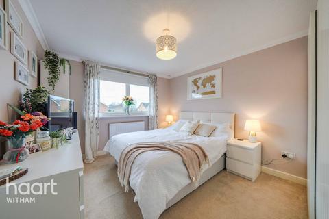 3 bedroom terraced house for sale, Boydin Close, Witham