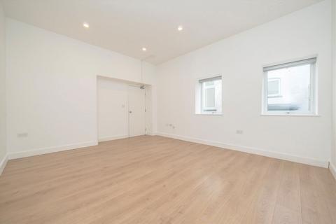 undefined, Broadway, London W13