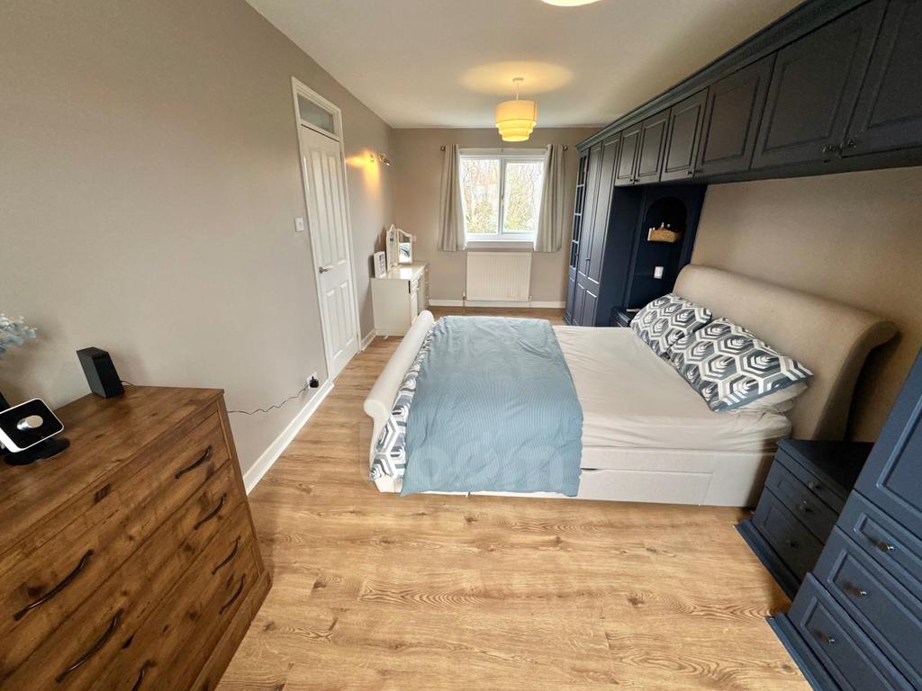 Moorhouse Avenue bedroom one