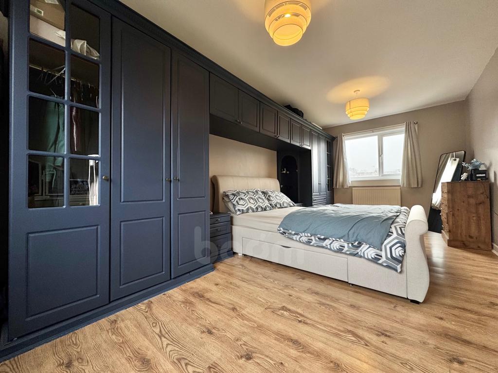 Moorhouse Avenue bedroom ome