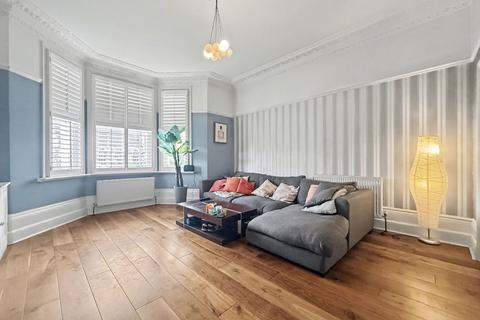 2 bedroom ground floor flat for sale, Queens Road, Tunbridge Wells