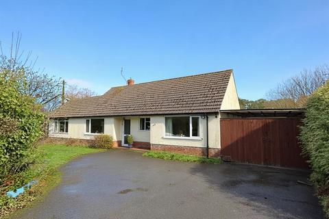 3 bedroom bungalow for sale, Sandy Lane, St. Ives, BH24