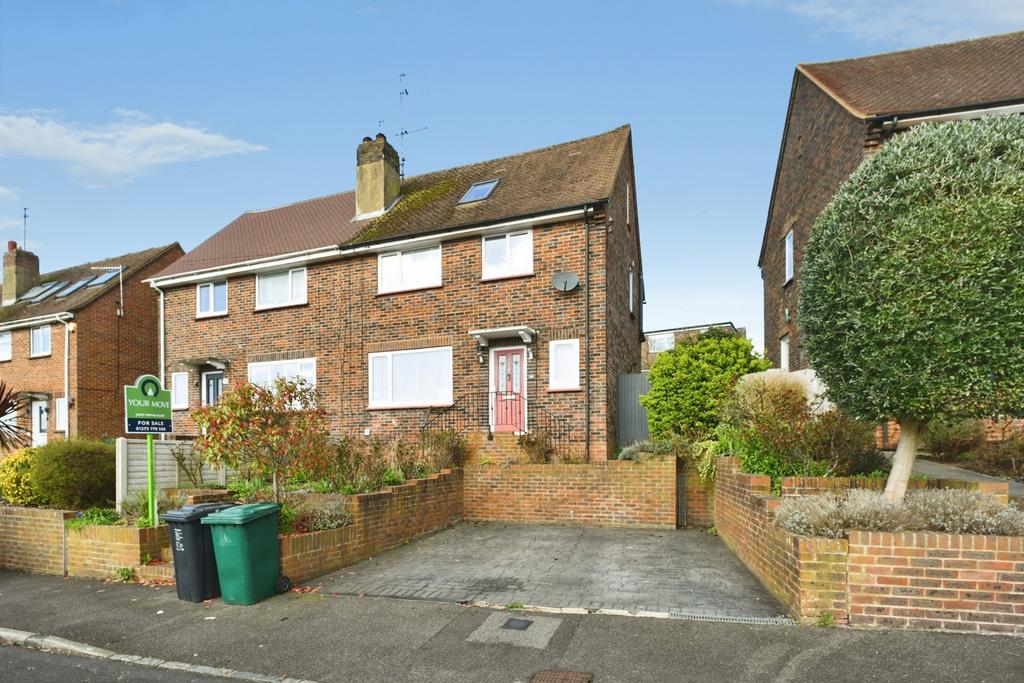 4 bedroom semi-detached house for sale