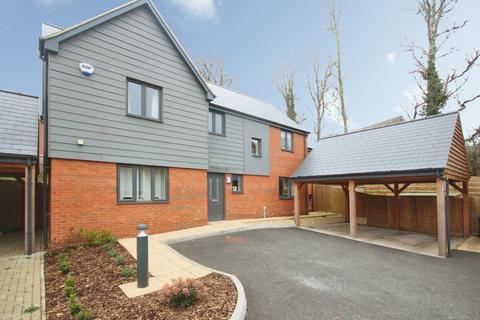 4 bedroom detached house for sale - Birch Drive, LEAMINGTON SPA, Warwickshire, CV33