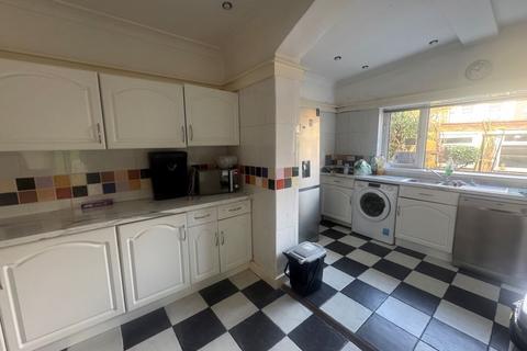 5 bedroom terraced house for sale, 41 Kremlin Drive, Liverpool, Merseyside, L13 7BU