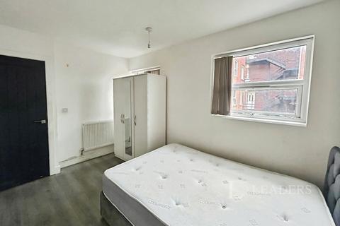 undefined, Rothesay Road, Luton, Bedfordshire, LU1