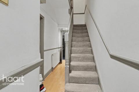 3 bedroom terraced house for sale, Harvey Road, London