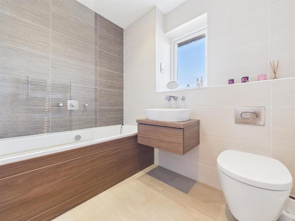 Bath 1.jpg