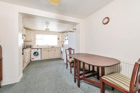 2 bedroom bungalow for sale, Orchard Way, West Yorkshire HD6