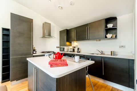 2 bedroom maisonette to rent, Clapham Park Road, Clapham High Street, London, SW4