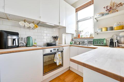 undefined, Oxford Road, Ealing Broadway, London, W5