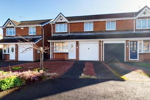 undefined, Felstead Place, South Beach Estate, Blyth