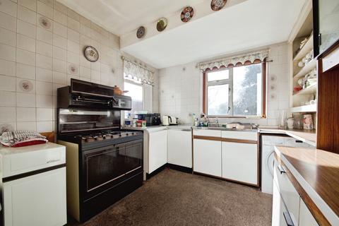 3 bedroom semi-detached house for sale, Brentwood Road, Romford, RM1