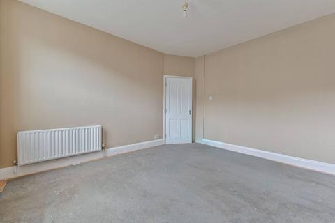 4 bedroom flat for sale, Holloway Road, Islington, London, N7