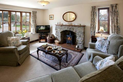 3 bedroom end of terrace house for sale, Ashford Carbonel, Ludlow