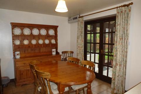 3 bedroom end of terrace house for sale, Ashford Carbonel, Ludlow