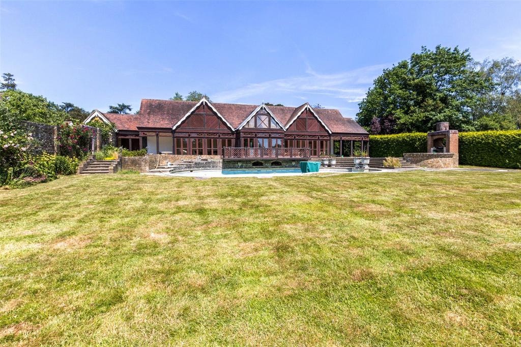 Pool House