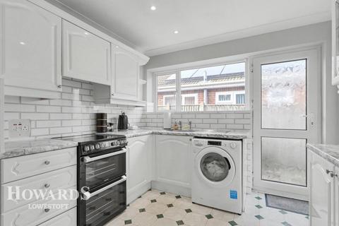 undefined, Mills Drive, Lowestoft
