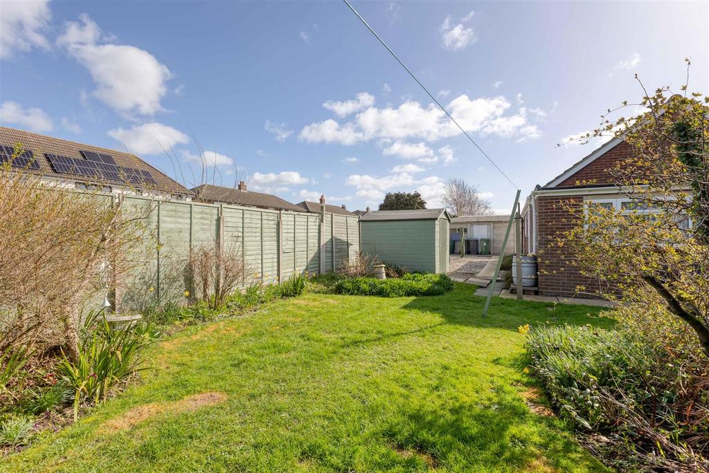 Wrap around garden
