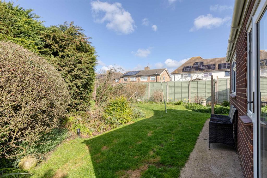 Wrap around garden