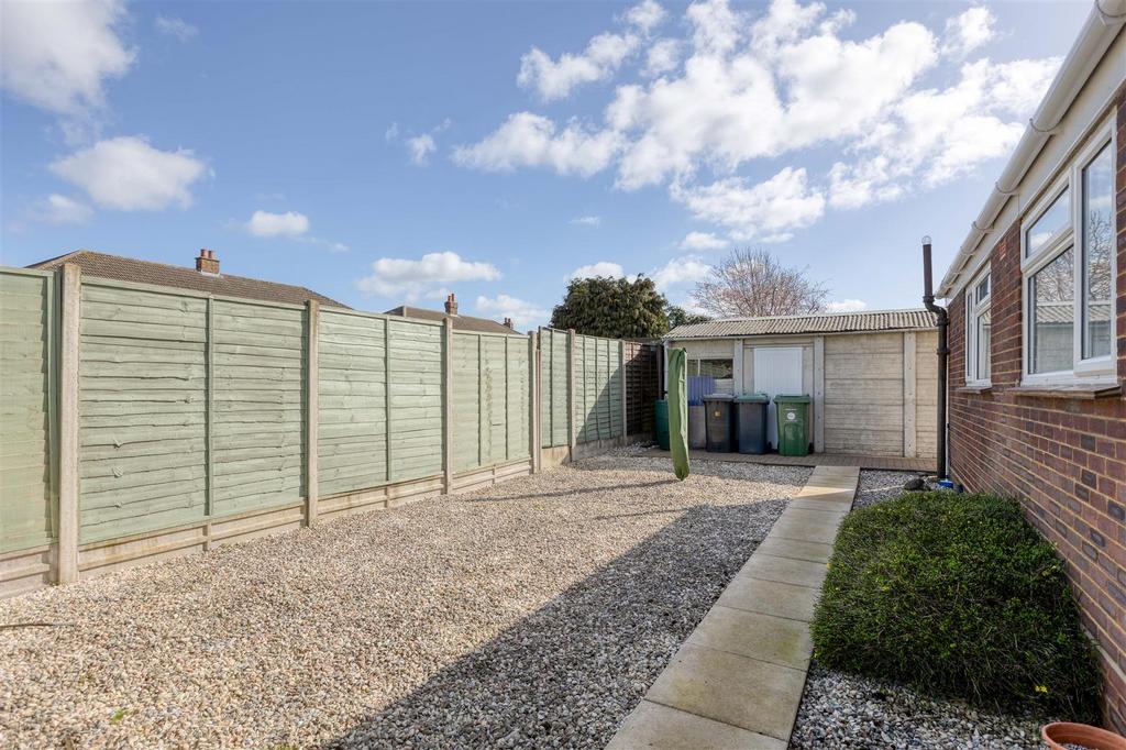 Wrap around garden