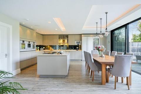 5 bedroom detached house for sale, Ewell Downs Road, Epsom