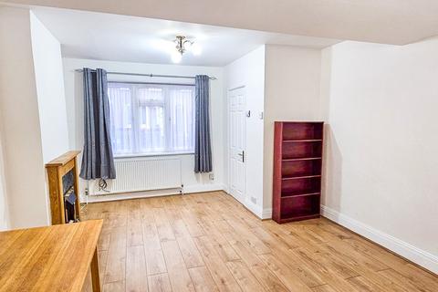 2 bedroom terraced house to rent, Plaistow, London, E13