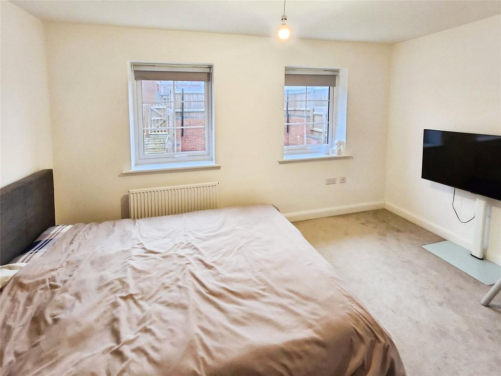 Main Bedroom