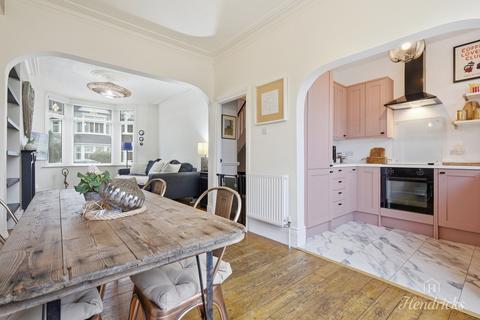 undefined, Westminster Drive, Westcliff-on-sea, SS0 9