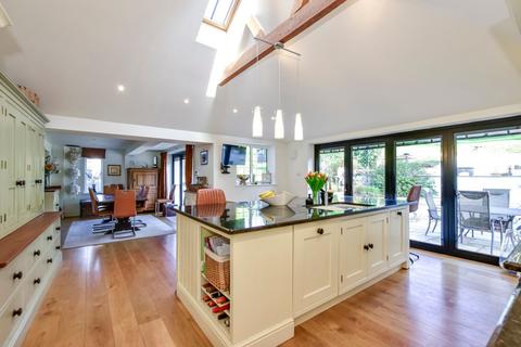 4 bedroom detached house for sale, Dunny Lane, Chipperfield, WD4