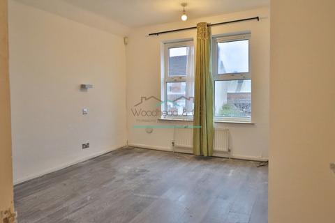 undefined, Irchester Road, Rushden, NN10 9XE