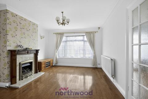 4 bedroom semi-detached house to rent, Fern Drive, Taplow, SL6