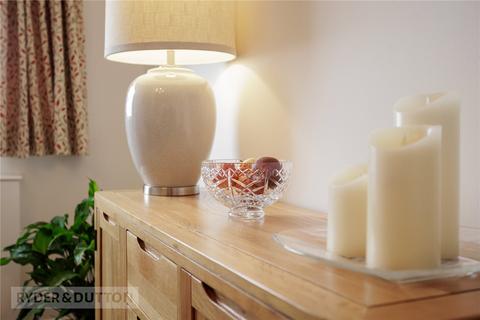 3 bedroom semi-detached house for sale, Birks Avenue, Lees, Oldham, OL4