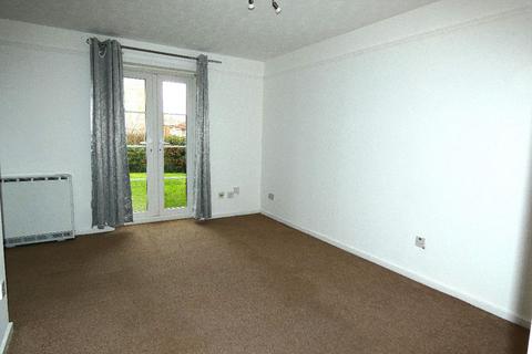 2 bedroom apartment to rent, Swinnow Close, Leeds
