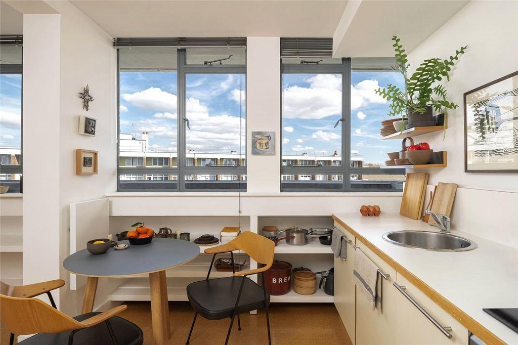 Keeling House, E2