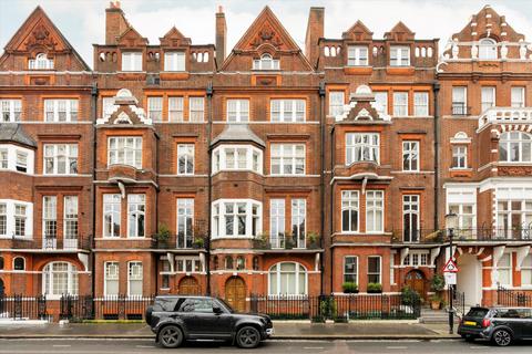 undefined, Cadogan Gardens, Knightsbridge, London SW3