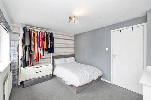 2 bedroom terraced house for sale, Brookside Road, Watford