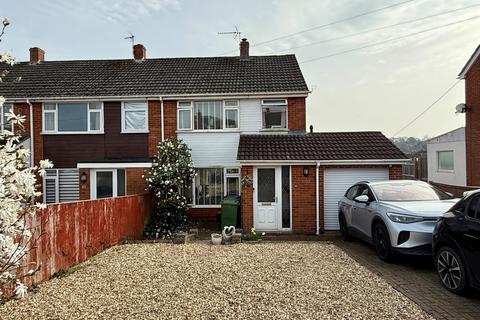 3 bedroom end of terrace house for sale, Dorset Avenue, St.Thomas, EX4