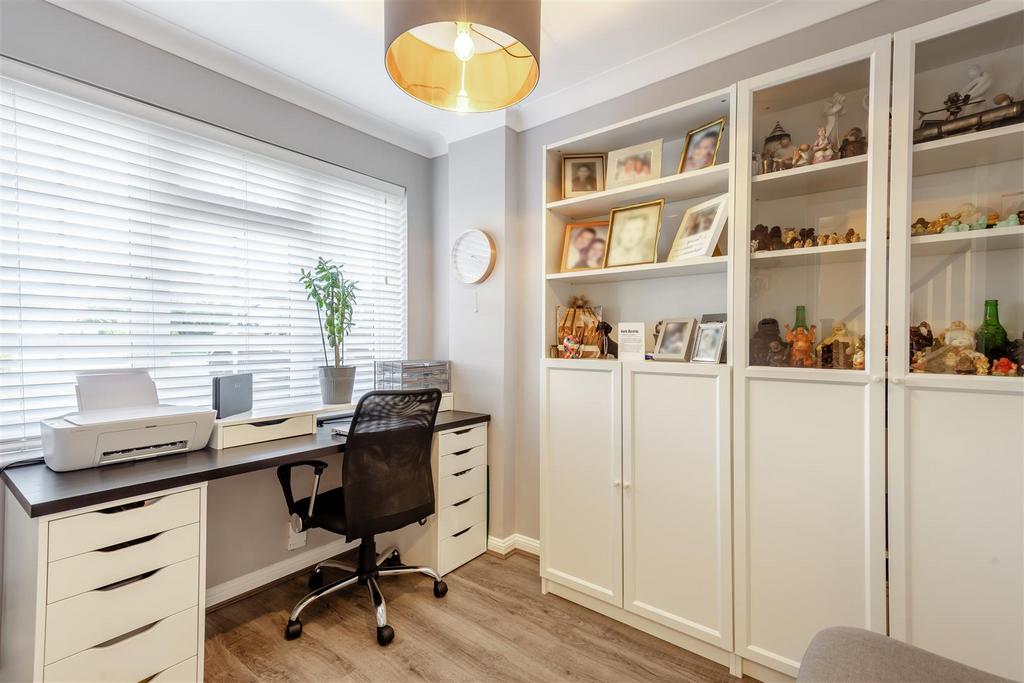 8680809-interior09.jpg