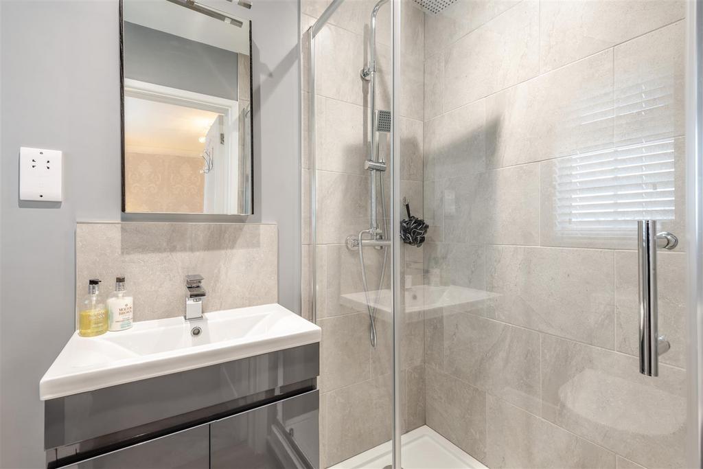 8680809-interior27.jpg