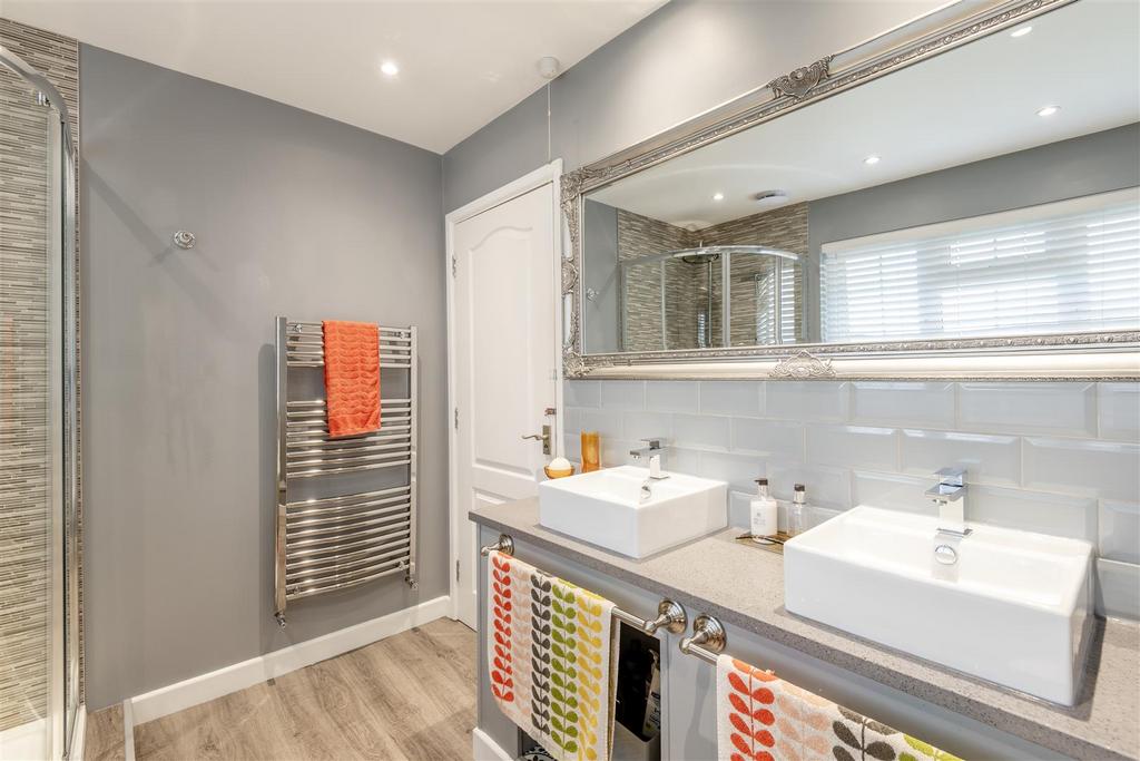 8680809-interior29.jpg