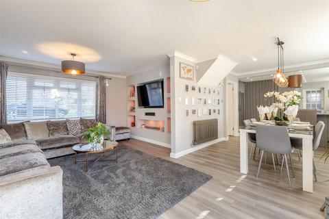 5 bedroom detached house for sale, Carroll Gardens, Larkfield, Aylesford