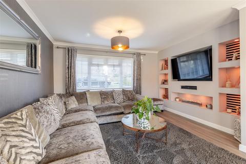5 bedroom detached house for sale, Carroll Gardens, Larkfield, Aylesford