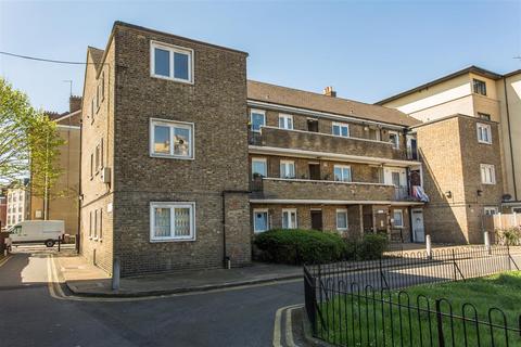 undefined, Stafford Cripps House, Bethnal Green, E2