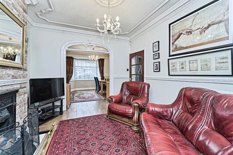 3 bedroom semi-detached house for sale, Hall Green Road, West Bromwich