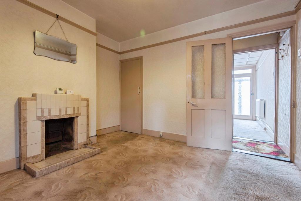 Pbox-IMG.jpg