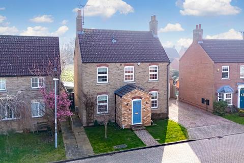 3 bedroom detached house for sale - Hodsow Fields, Barmby Moor, York, East Yorkshire, YO42 4ER