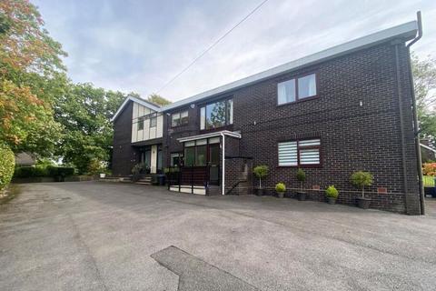 2 bedroom flat for sale, Marple Old Road, Offerton, Stockport SK2 5HQ