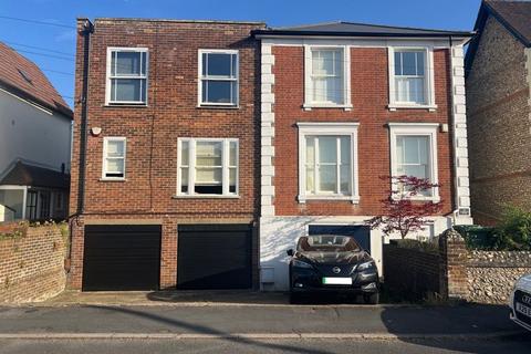 Arundel Road, Dorking, RH4